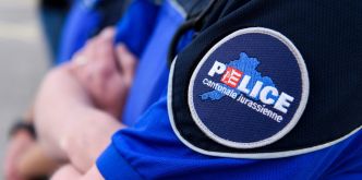 Accident à Delémont: Un conducteur heurte une trottinette et prend la fuite