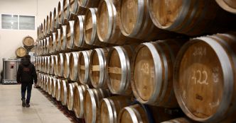 La Chine va taxer les importations de cognac français, certains producteurs exemptés