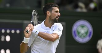 Ivanisevic, coach de Tsitsipas, sur Djokovic : « L'autre jour, il s'est entraîné avec Stefanos, et en le regardant de l'autre côté du filet, on se dit que c'est tellement facile de jouer [...]