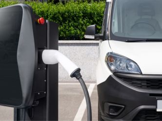 "En entreprise, il est devenu plus rentable de miser sur l'électrique", Julien Deveau