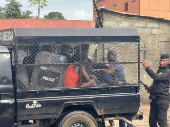 Lutte contre la drogue : la police arrête 13 personnes dont une femme dans la banlieue de Conakry