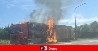 Camion de paille en feu à hauteur de Martelange : la nationale 4 coupée dans les deux sens de circulation