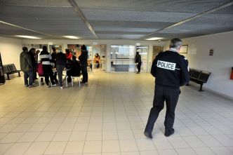 "C'est une condamnation à mort" : un jeune congolais séropositif menacé d'expulsion dans un pays privé d'aides par Trump