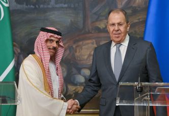 «Nous sommes prêts à envisager Riyad comme plateforme pour les discussions avec Washington», affirme Sergueï Lavrov lors de sa rencontre avec son homologue saoudien