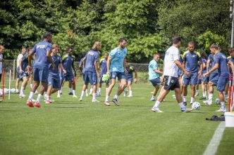 Football - Pau FC : la 1re journée et plus de matchs le samedi en Ligue 2, changement de règle sur les cartons