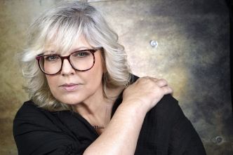 Les Enfants de la télé : Laurence Boccolini poussée vers la sortie, Faustine Bollaert ne fait pas la fière