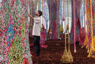 Ernesto Neto au Grand Palais rythmes et couleurs