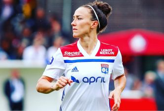 Bleues : Bronze (ex-OL Lyonnes) surprise de l'absence de Renard à l'Euro