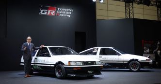Toyota a conçu une voiture électrique à boîte manuelle qui cale quand on est mauvais