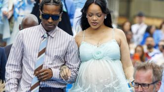 Rihanna : cette photo insolite de ses enfants avec des cahiers de vacances français