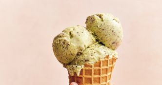 Avez-vous déjà pensé à l'association coriandre-chocolat ? Cette glace va vous surprendre !