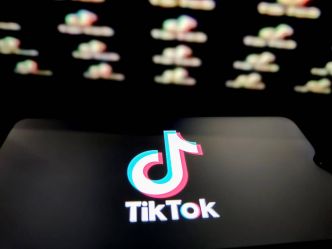 Burn lines : "des blessures graves et à vie", en quoi consiste cette nouvelle tendance qui enflamme TikTok ?