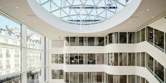 Architecture : la nouvelle vie du garage Marbeuf, à Paris