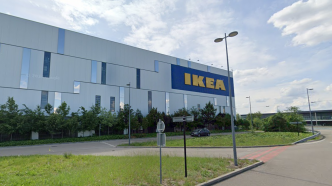 Ikea vient en aide à Jean-Pierre, un sans-abri qui dormait depuis un an devant un magasin de Vénissieux