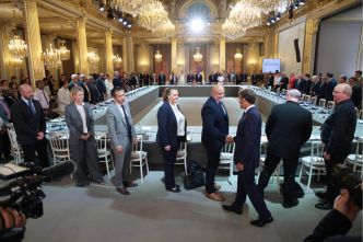 Sommet sur l'avenir institutionnel : les acteurs économiques veulent peser sur l'accord politique