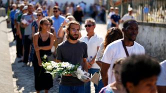 Les proches réunis pour un dernier adieu à Diogo Jota et son frère
