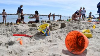 Avec 16 semaines de coupure dans l'année scolaire, nos élèves sont-ils trop souvent en vacances ?