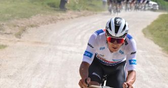 Tour de France 2025 : pourquoi des coureurs s'échinent à sprinter pour une 14e place