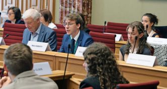 Le Parlement des jeunes déterminé à contribuer à la vie politique