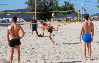 "Ici, ça peut devenir Copacabana!": ce nouveau club de footvolley à Toulon espère créer l'engouement