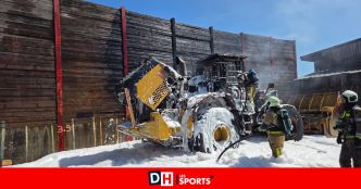 Un bulldozer détruit par le feu à la scierie Fruytiers à Marloie et un local à combustibles préservé par les pompiers de Marche-en-Famenne