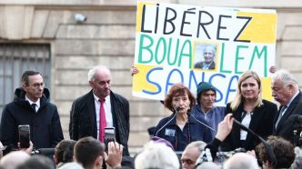 Grâce présidentielle pour Boualem Sansal : "Le gouvernement algérien nous a baladés pendant deux mois", déplore la présidente de son comité de soutien, après une nouvelle déception