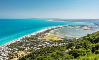 Ghar El Melh: Une beauté envoûtante