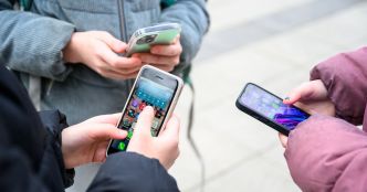 Education : aux Pays-Bas, l'interdiction du téléphone a l'école a amélioré l'apprentissage