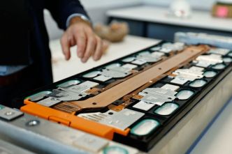 L'Europe investit 852 millions d'euros dans des batteries pour véhicules électriques, deux projets retenus dans le Nord-Pas-de-Calais