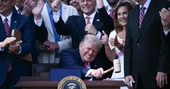 En ratifiant son budget, Donald Trump signe un chèque en blanc à l'Etat policier