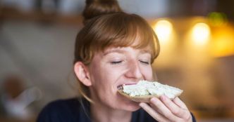 Manger du fromage au dîner pourrait vous provoquer d'intenses cauchemars