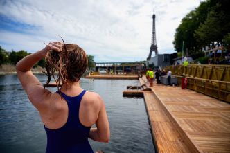 Paris : pour la première fois depuis un siècle, la baignade sur la Seine est ouverte au public, mais sous étroite surveillance