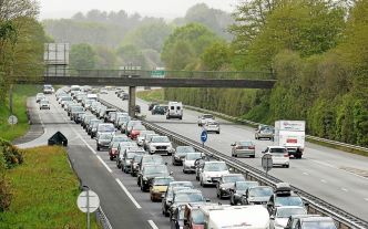 Départs en vacances : le pic de bouchons est passé, les principales difficultés concentrées dans le sud de la France