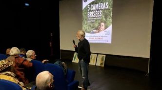 Projection de Cinq caméras brisées à Gap