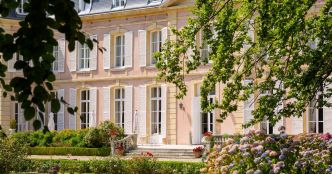 Michel Sardou met en vente son incroyable villa de 700 m², dans l'un des coins les plus exclusifs de France