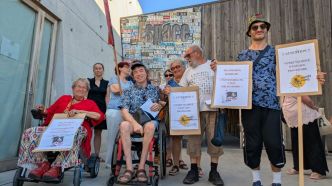 Le "Handi-Gang" défend l'accessibilité des transports aux personnes à mobilité réduite à Aubagne