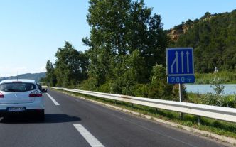 Au sud de Lyon, le conducteur d'un fourgon perd le contrôle et se tue sur l'A7 