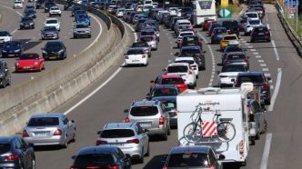 Incendie : l'autoroute A9 fermée dans les deux sens entre Orange et Narbonne