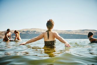Que peut-on attraper dans l'eau lorsqu'on se baigne ?