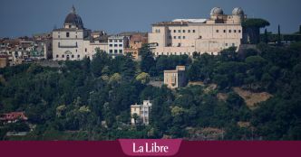 Le Pape part en vacances dans sa résidence de Castel Gandolfo où il pourra jouer au tennis et regarder les étoiles