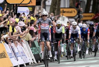 Jasper Philipsen s’impose à Lille et prend le maillot jaune au terme d’une étape folle du Tour de France 2025