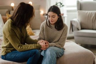 Conflits, mensonges, silence... Voici la seule chose qui pousse encore un ado à parler franchement à ses parents aujourd'hui