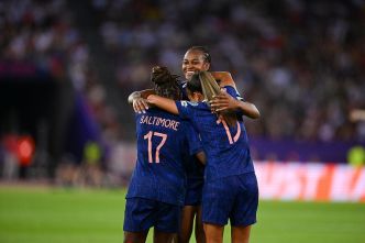 Euro : La France mène 2-0 et roule sur les Anglaises !