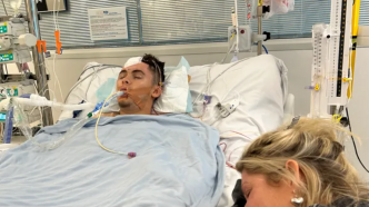 Un Australien célèbre son emménagement en faisant un salto arrière, se loupe, et meurt d'une hémorragie cérébrale