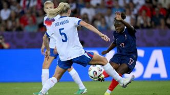 Football - Euro féminin : les Bleues envoient un message tout de suite en dominant l'Angleterre