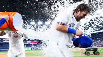 Barger se lève pour la 7e victoire de suite des Jays