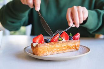 Comment manger du sucre sans faire exploser sa glycémie ? Voici la méthode