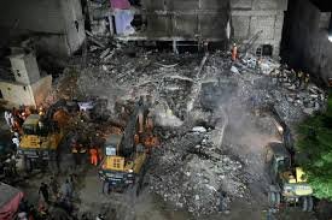 Pakistan : 27 morts dans l'effondrement d'un immeuble