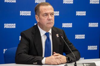 Rutte «a ingurgité beaucoup de ces champignons magiques» : Medvedev dénonce les propos du chef de l'OTAN sur une connivence entre la Chine et la Russie