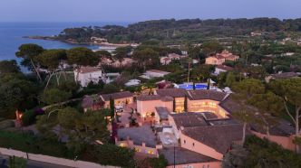 Signature olfactive, cuisinier renommé, sommelier expérimenté... la villa Miraé fait peau neuve à Antibes